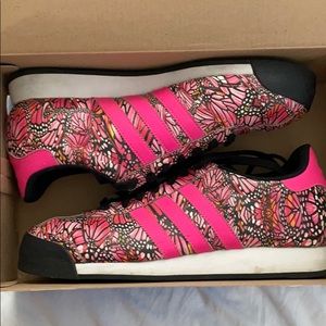 Butterfly Print Adidas Samoa